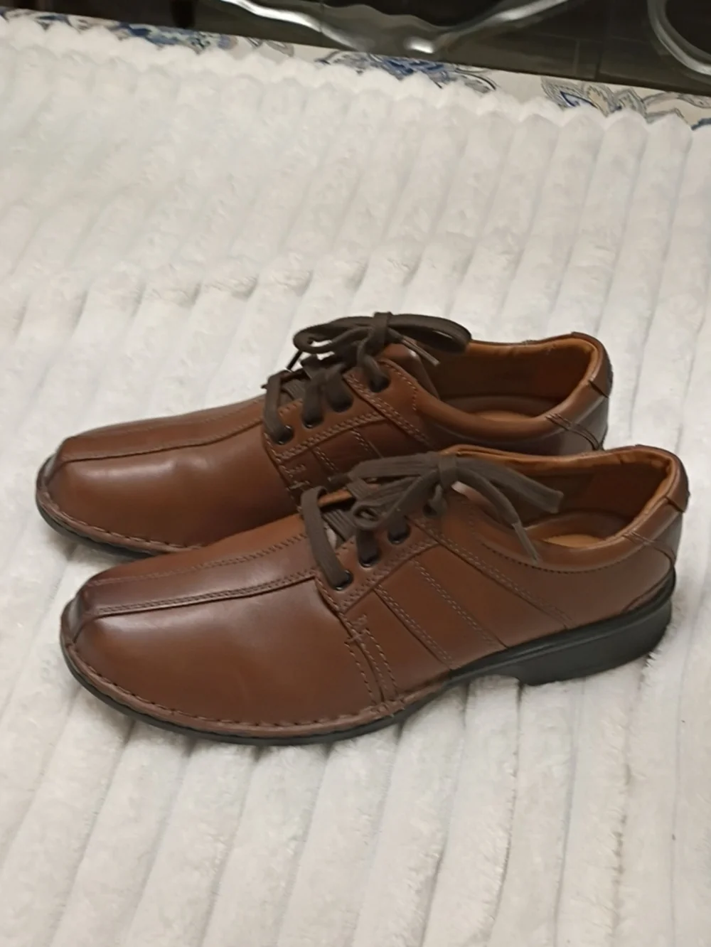 Clarks Toureg Vibe Mens Brown Leather Flat Lace Up Dress Shoes 9.5W